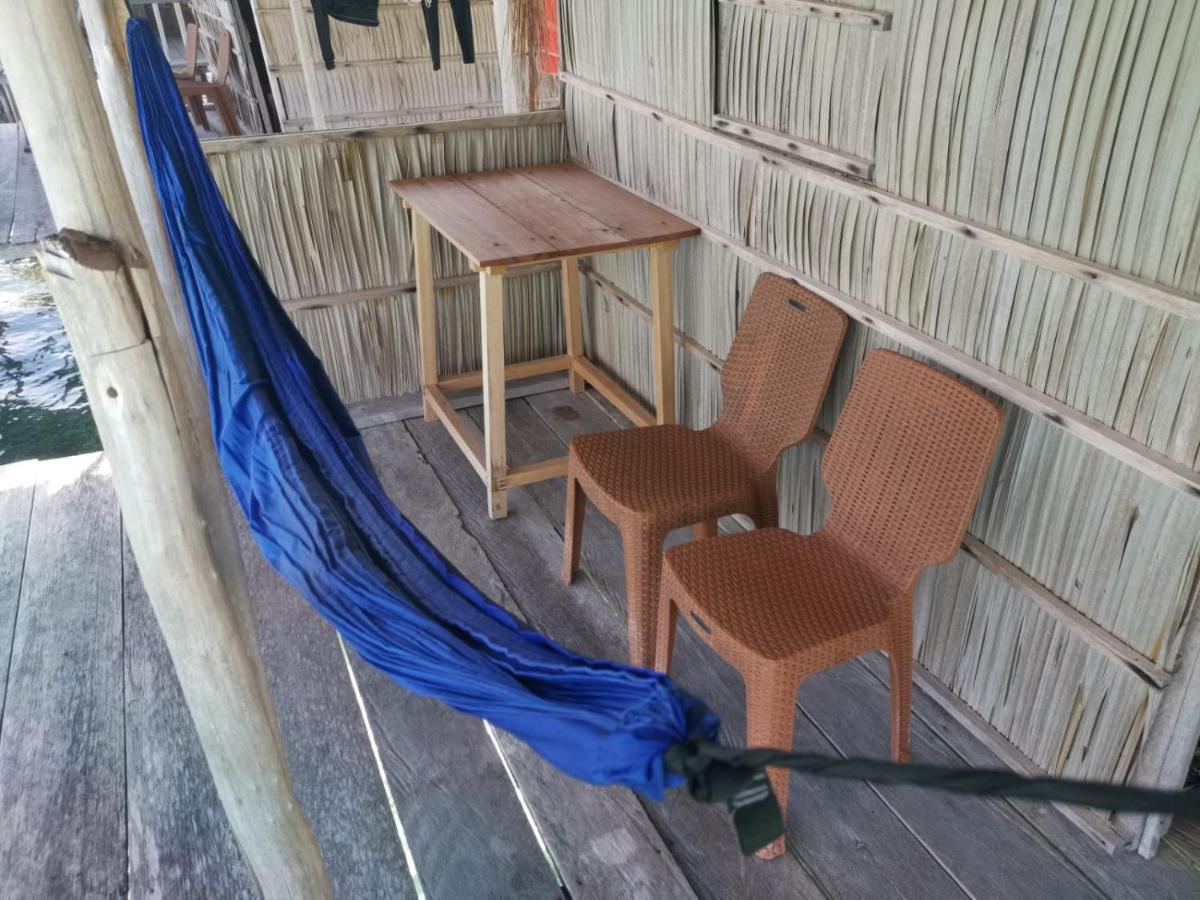 Kri Raja Ampat Bungalows Exterior photo